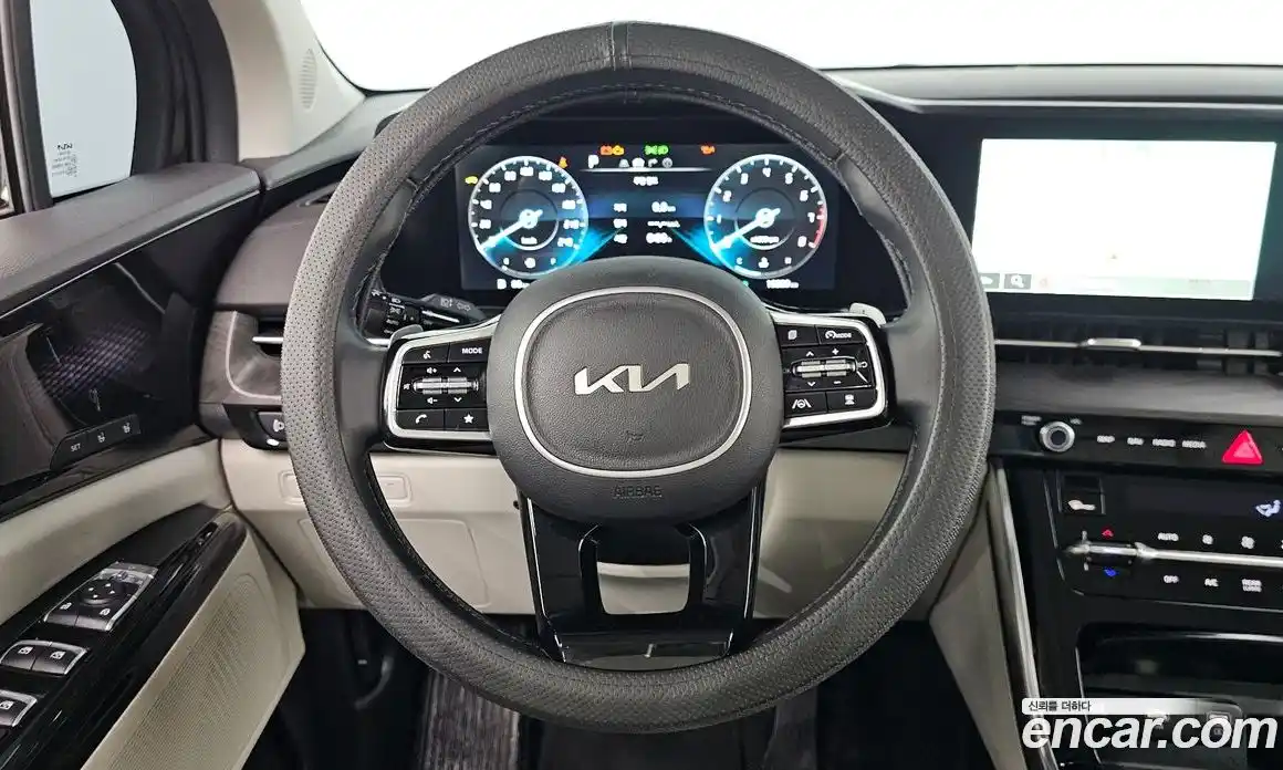 Kia Canival 2022 3.5 гидро в Москве № 1611261, фото 13
