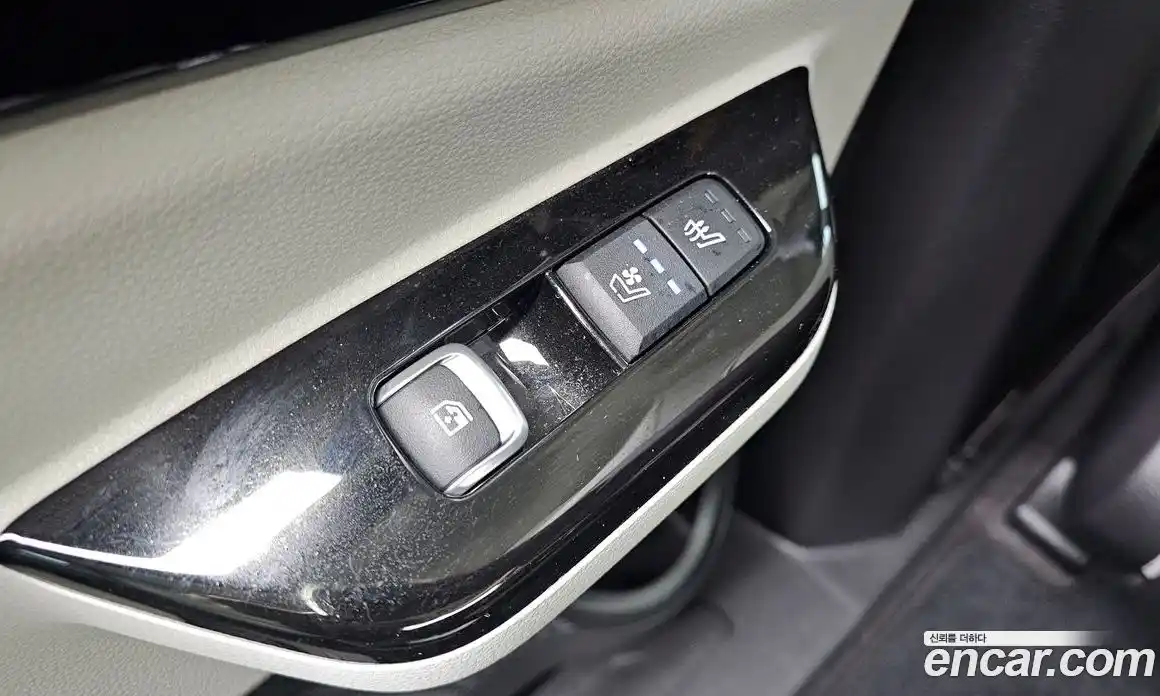 Kia Canival 2022 3.5 гидро в Москве № 1611261, фото 17