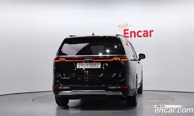 Kia Canival 2022 3.5 гидро в Москве № 1611261, миниатюра 4