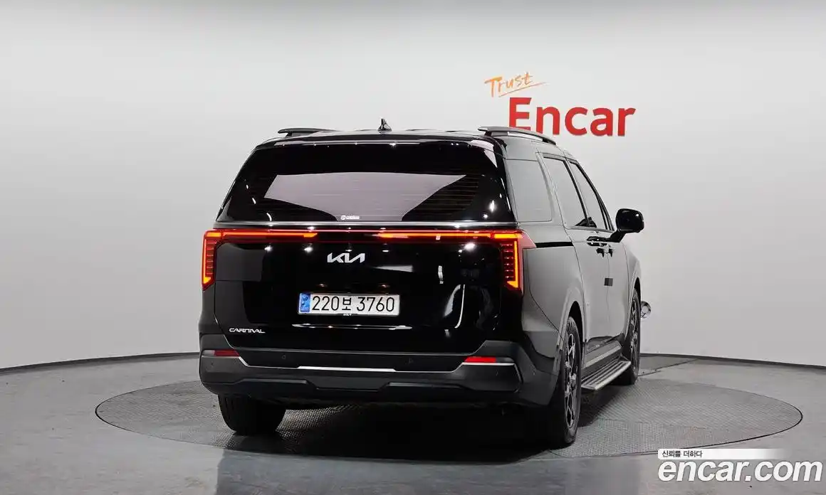 Kia Canival 2024 3.5 гидро в Москве № 1611279, фото 4