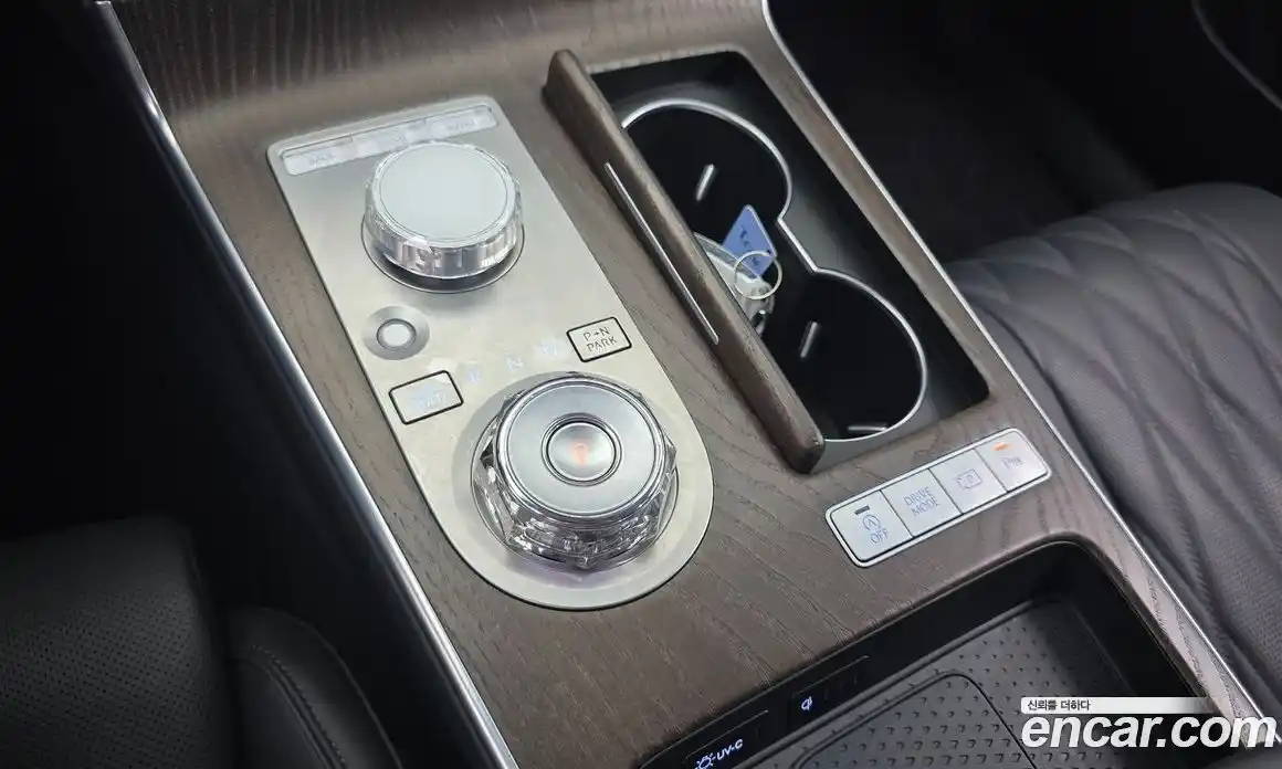 Genesis G80 2024 2.5 гидро в Москве № 1611889, фото 9