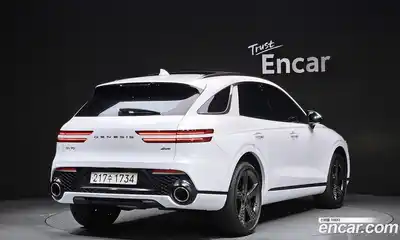 Genesis GV70 2023 2.5 гидро в Москве № 1611895, миниатюра 2