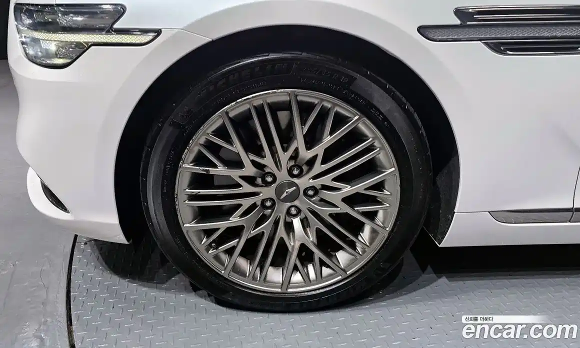 Genesis G90 2021 5.0 гидро в Москве № 1612294, фото 5