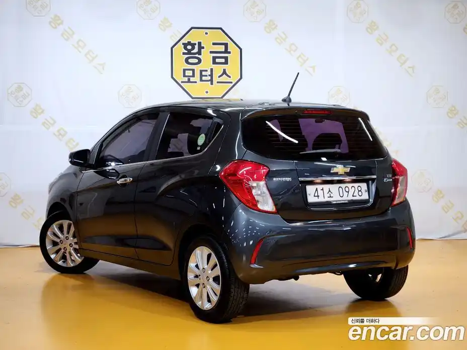 Chevrolet Spark 2016 1.0 гидро в Москве, фото 5