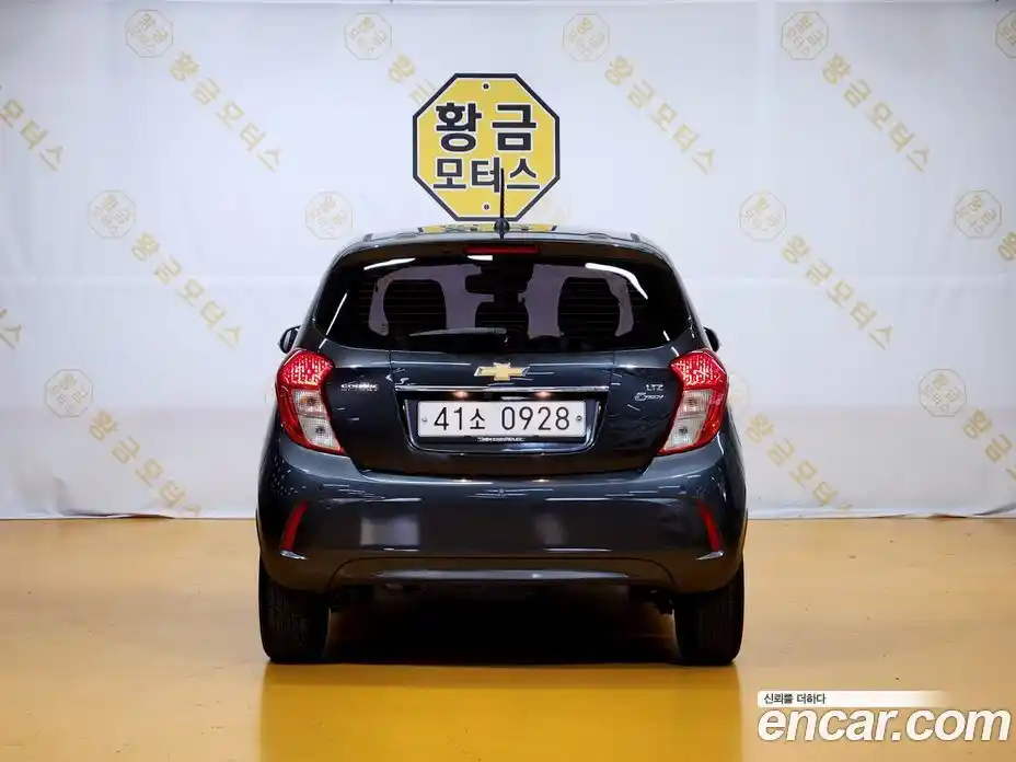Chevrolet Spark 2016 1.0 гидро в Москве, фото 6