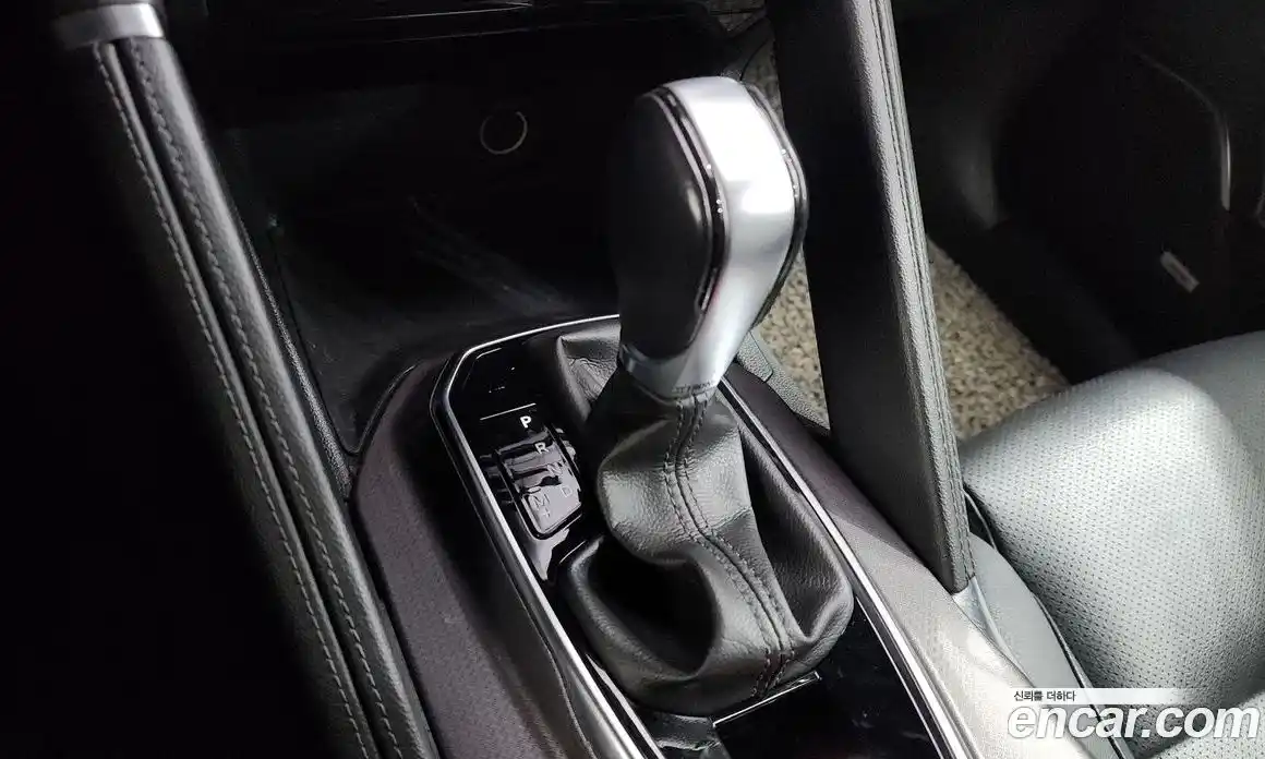 Renault QM6 2018 2.0 гидро в Москве № 1615285, фото 9