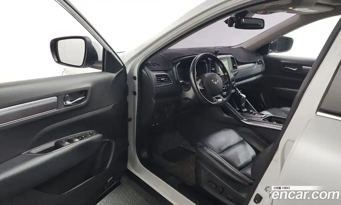 Renault QM6 2018 2.0 гидро в Москве № 1615285, фото 10