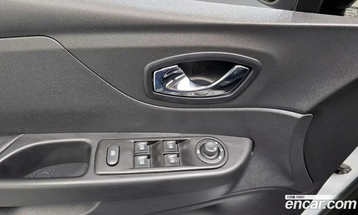 Renault QM3 2017 1.5 гидро в Москве № 1615313, фото 18