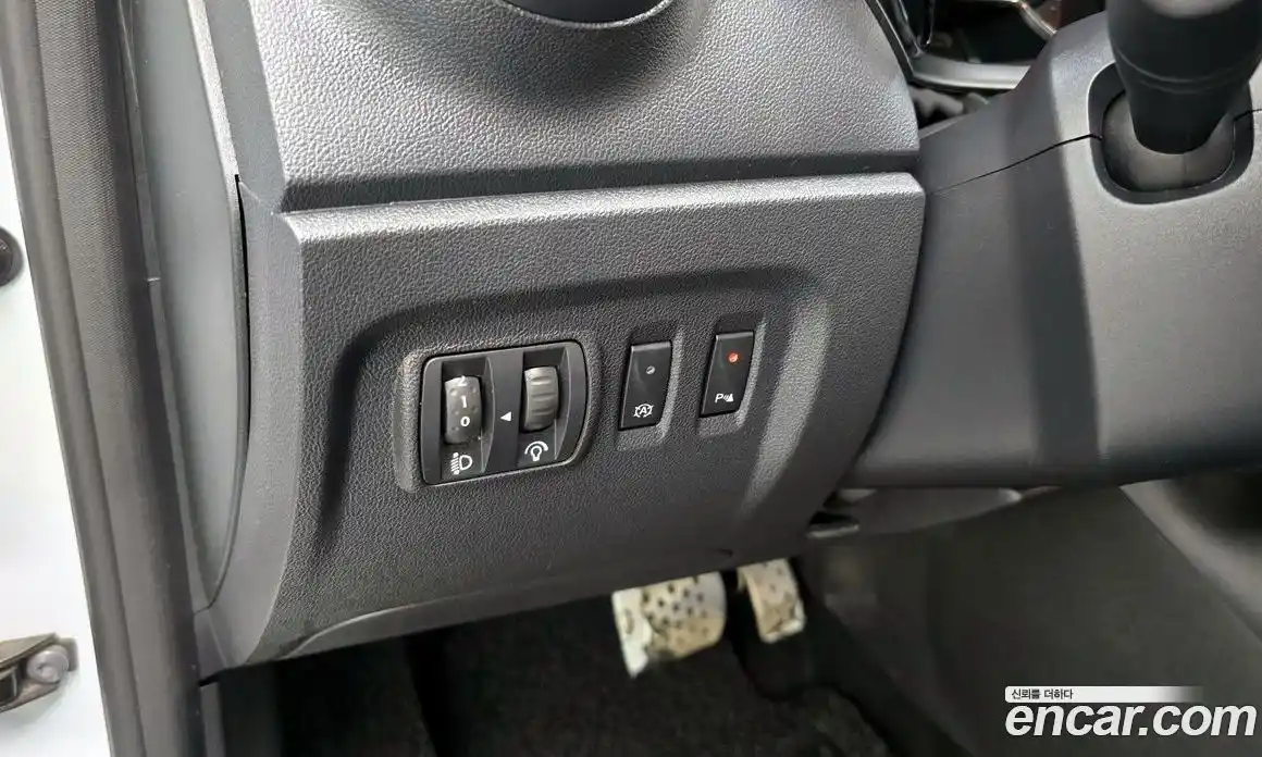 Renault QM3 2017 1.5 гидро в Москве № 1615313, фото 19