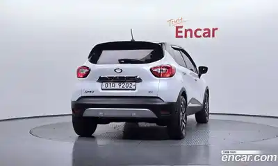 Renault QM3 2017 1.5 гидро в Москве № 1615313, миниатюра 4