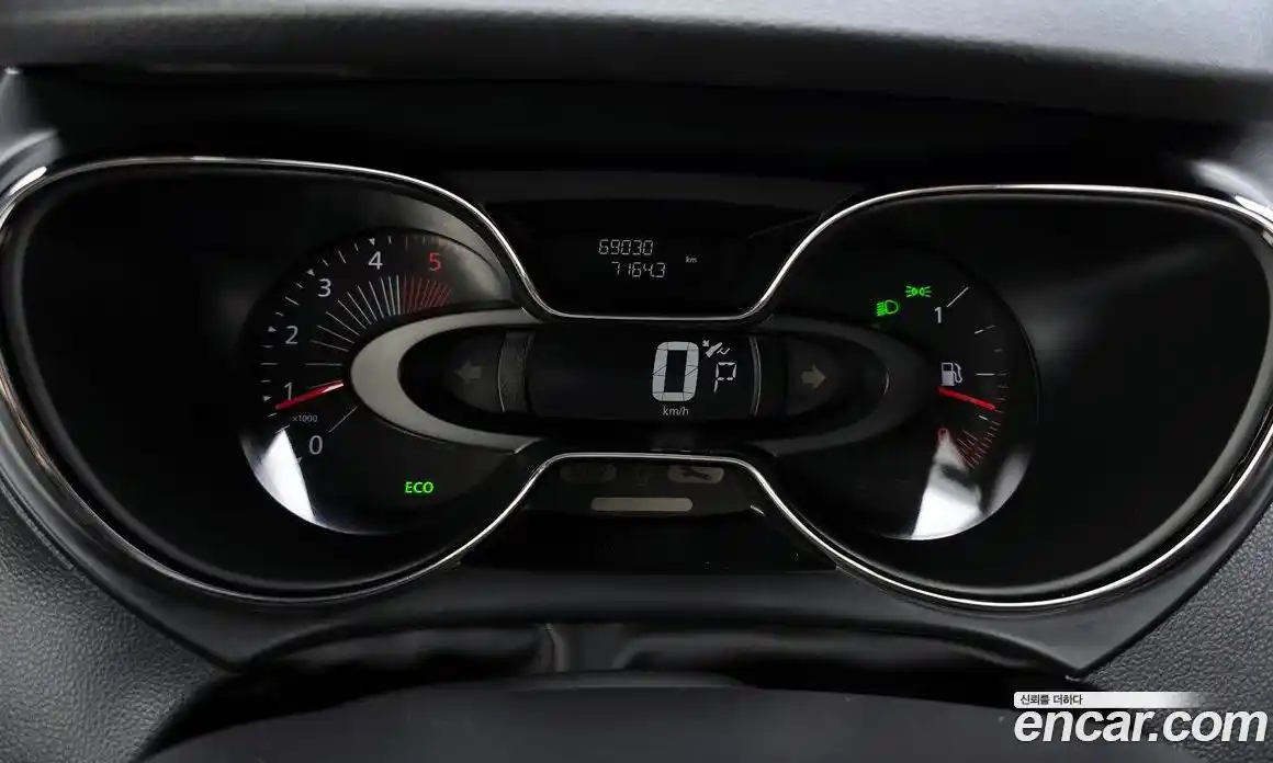 Renault QM3 2017 1.5 гидро в Москве № 1615313, фото 8