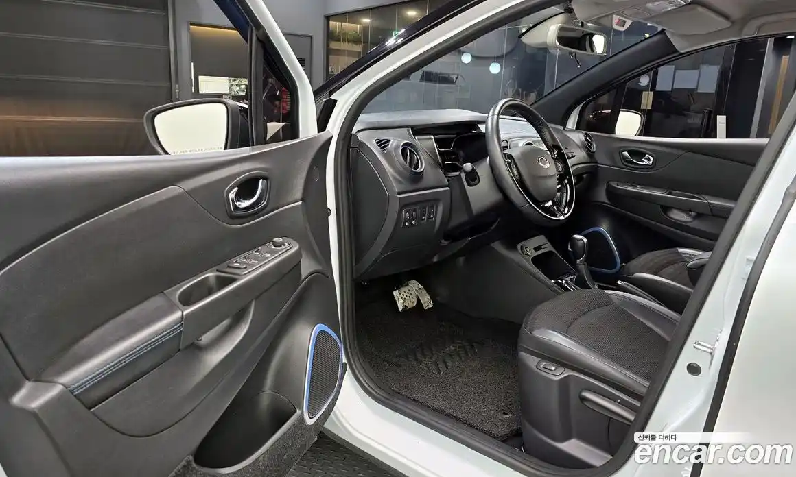 Renault QM3 2017 1.5 гидро в Москве № 1615313, фото 10