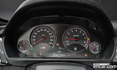 BMW M4 2017 3.0 гидро в Москве № 1615539, миниатюра 8