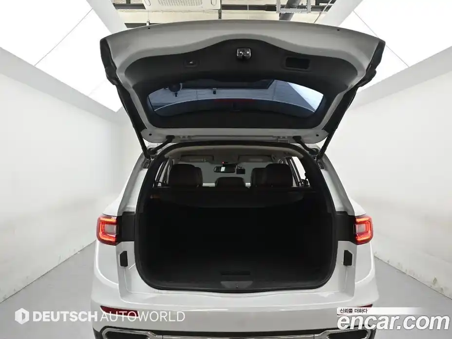 Renault QM6 2017 2.0 гидро в Москве № 1615689, фото 19