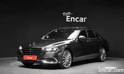 Mercedes-Benz E-Class, 2023