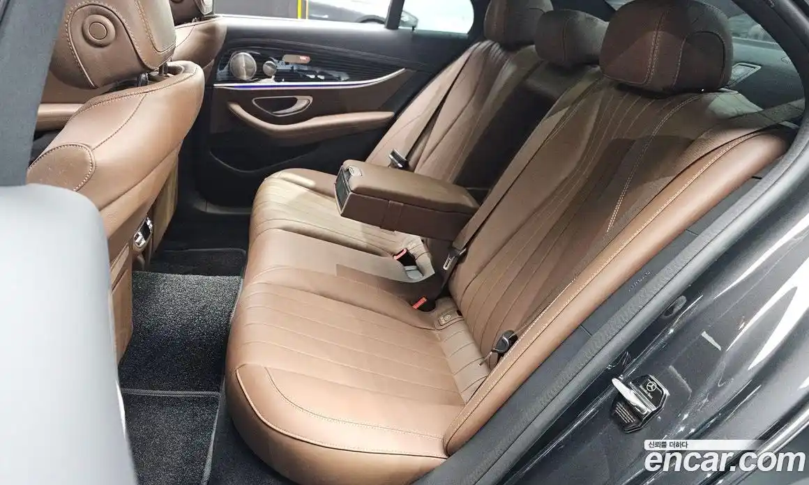 Mercedes-Benz E-Class 2023 3.0 гидро в Москве № 1617091, фото 12