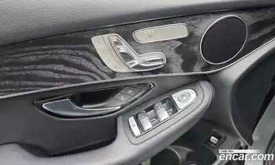 Mercedes-Benz GLC-Class 2019 2.0 гидро в Москве № 1617373, миниатюра 12