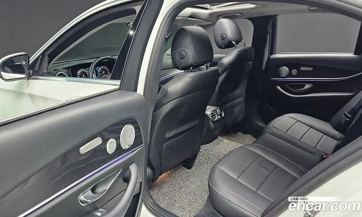 Mercedes-Benz E-Class 2018 2.0 гидро в Москве № 1617469, фото 18