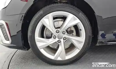 Audi A4 2020 2.0 гидро в Москве № 1617611, миниатюра 5