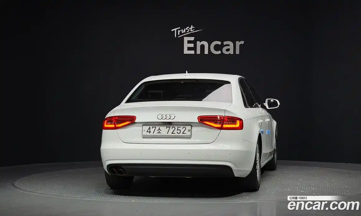 Audi A4 2013 2.0 гидро в Москве № 1617860, фото 4
