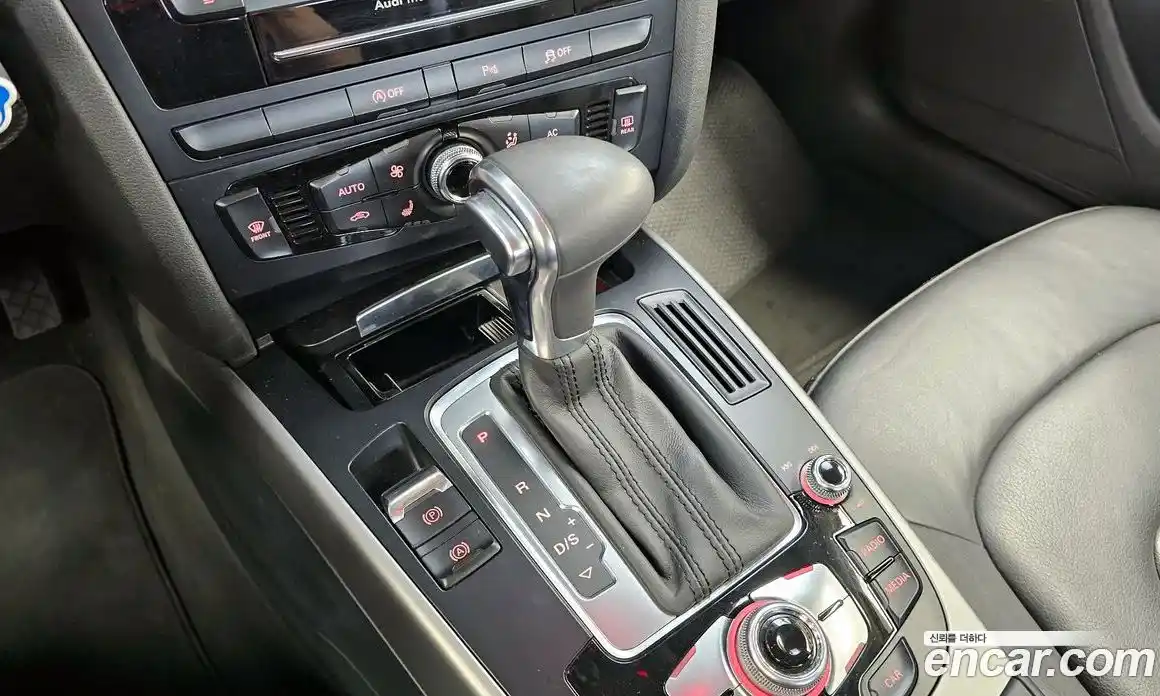 Audi A4 2013 2.0 гидро в Москве № 1617860, фото 9
