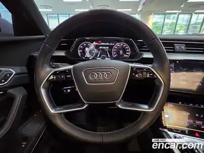 Audi Q8 e-tron 2024 0.3 гидро в Москве № 1618284, миниатюра 12