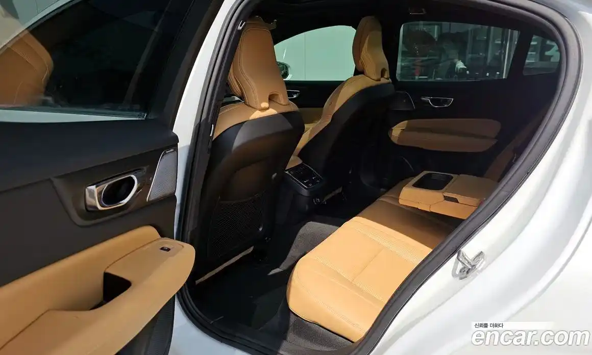 Volvo S60 2019 2.0 гидро в Москве № 1618619, фото 11