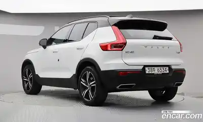 Volvo XC40 2019 2.0 гидро в Москве № 1618842, миниатюра 2