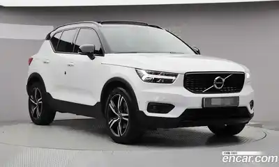 Volvo XC40 2019 2.0 гидро в Москве № 1618842, миниатюра 3