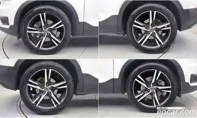 Volvo XC40 2019 2.0 гидро в Москве № 1618842, миниатюра 5