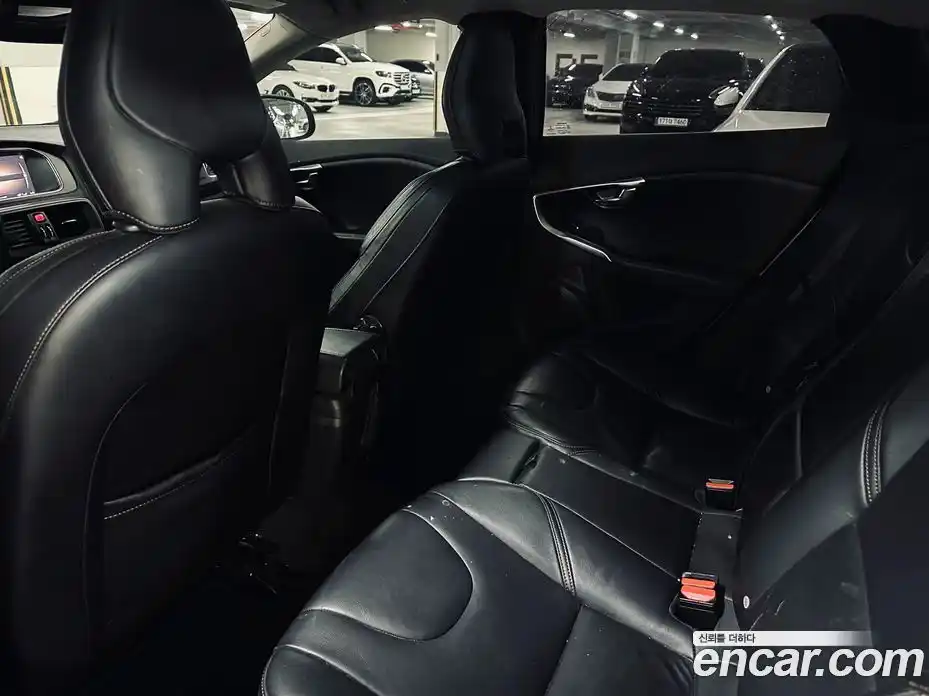 Volvo V40 2018 2.0 гидро в Москве № 1618864, фото 11