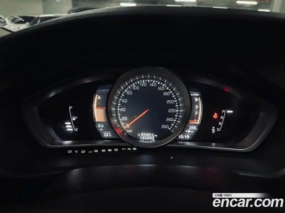 Volvo V40 2018 2.0 гидро в Москве № 1618864, фото 8