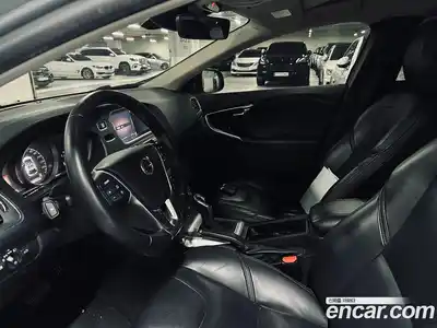 Volvo V40 2018 2.0 гидро в Москве № 1618864, миниатюра 10