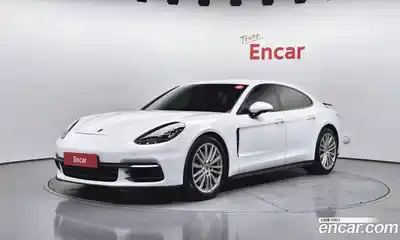Porsche Panamera, 2020