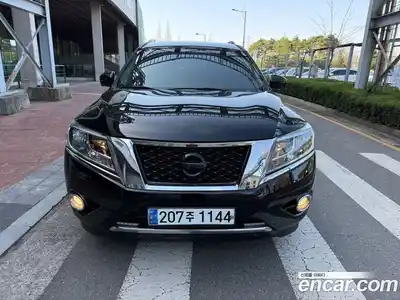 Nissan Pathfinder, 2014