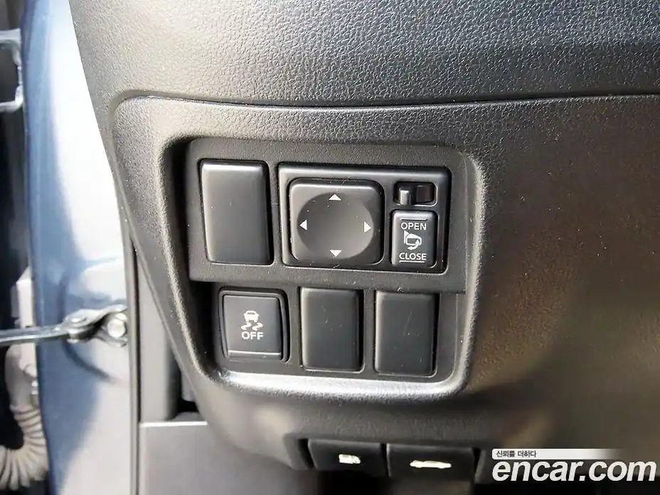 Nissan Juke 2013 1.6 гидро в Москве № 1619399, фото 12