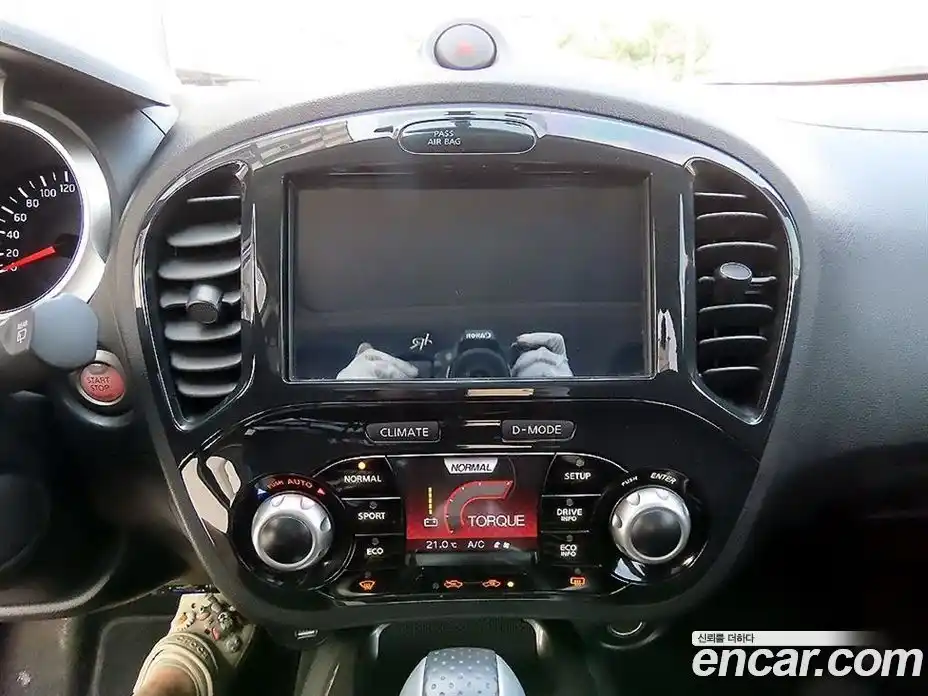 Nissan Juke 2013 1.6 гидро в Москве № 1619399, фото 13