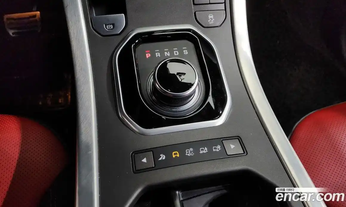 Land Rover Range-Rover Evoque 2017 2.0 гидро в Москве № 1619473, фото 9