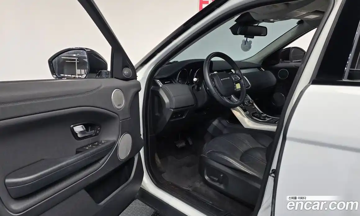 Land Rover Range-Rover Evoque 2017 2.0 гидро в Москве № 1619513, фото 10