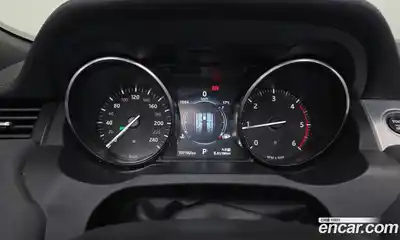 Land Rover Range-Rover Evoque 2017 2.0 гидро в Москве № 1619622, миниатюра 8