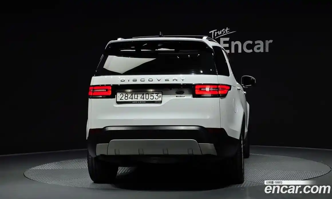 Land Rover Discovery 2017 3.0 гидро в Москве № 1619725, фото 4