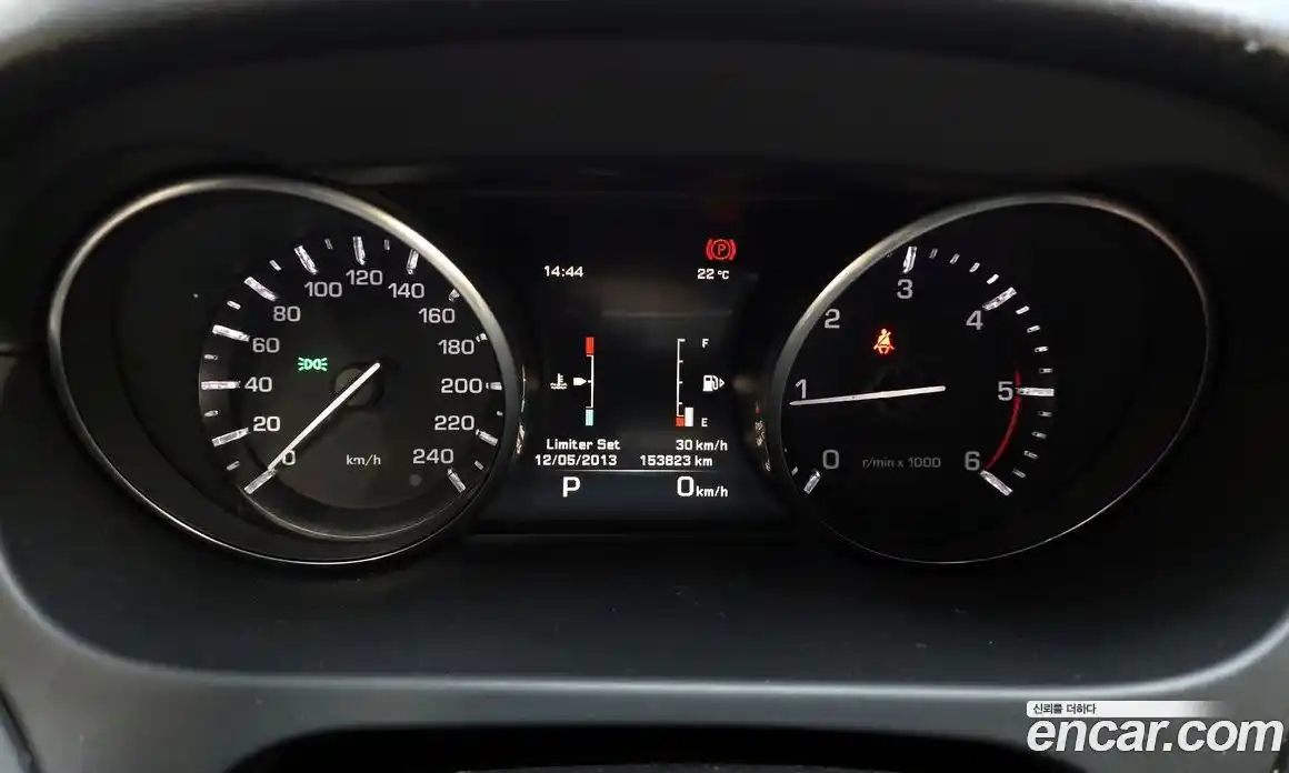 Land Rover Discovery Sport 2016 2.0 гидро в Москве № 1619737, фото 8