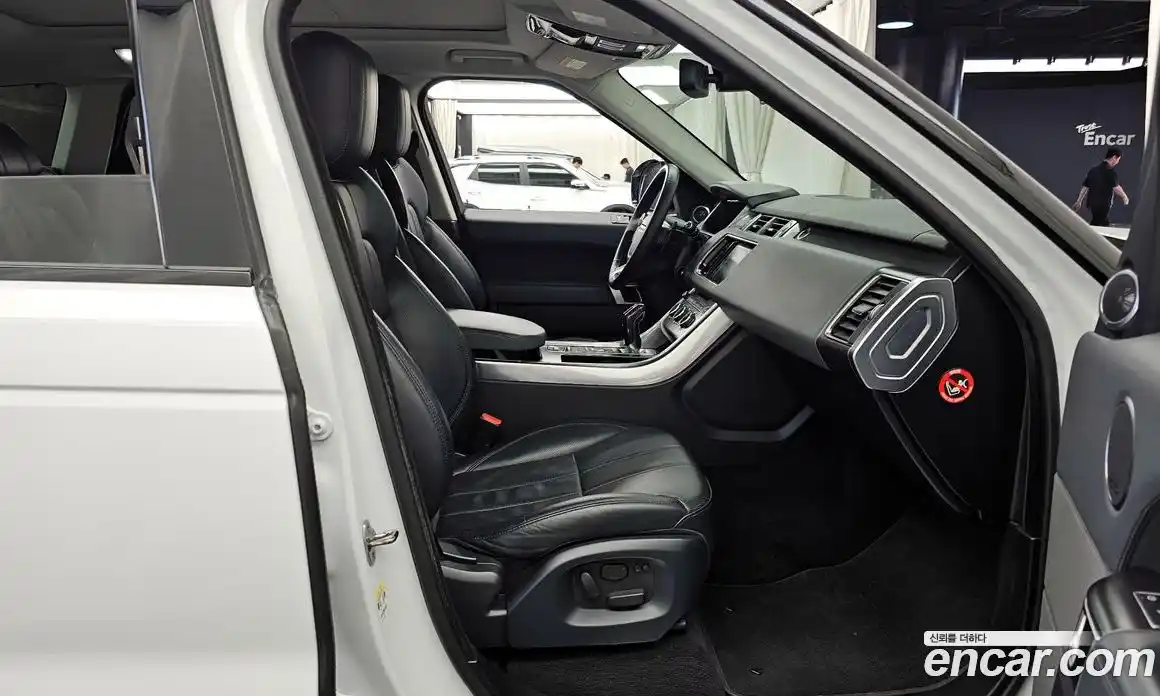 Land Rover Range-Rover Sport 2014 3.0 гидро в Москве № 1619770, фото 11