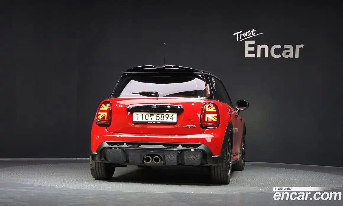Mini Cooper 2023 2.0 гидро в Москве № 1620450, фото 4