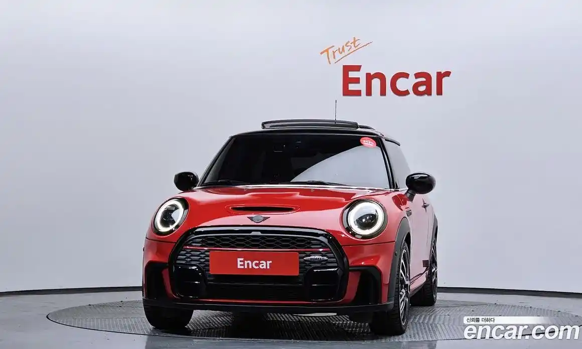 Mini Cooper 2022 2.0 гидро в Москве № 1620987, фото 3