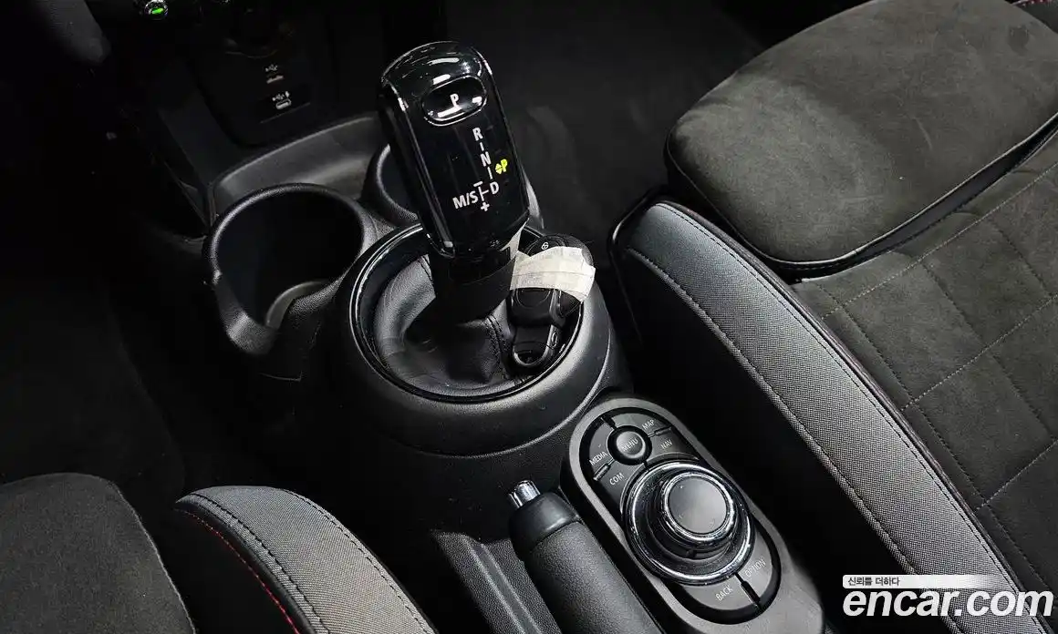 Mini Cooper 2022 2.0 гидро в Москве № 1620987, фото 9