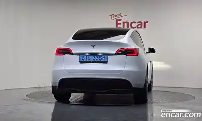 Tesla Model Y 2024 0.2 гидро в Москве № 1622417, миниатюра 3