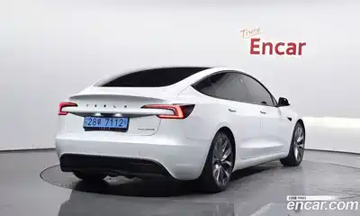 Tesla Model 3 2024 0.2 гидро в Москве № 1622444, миниатюра 2