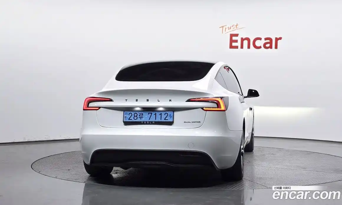 Tesla Model 3 2024 0.2 гидро в Москве № 1622444, фото 4