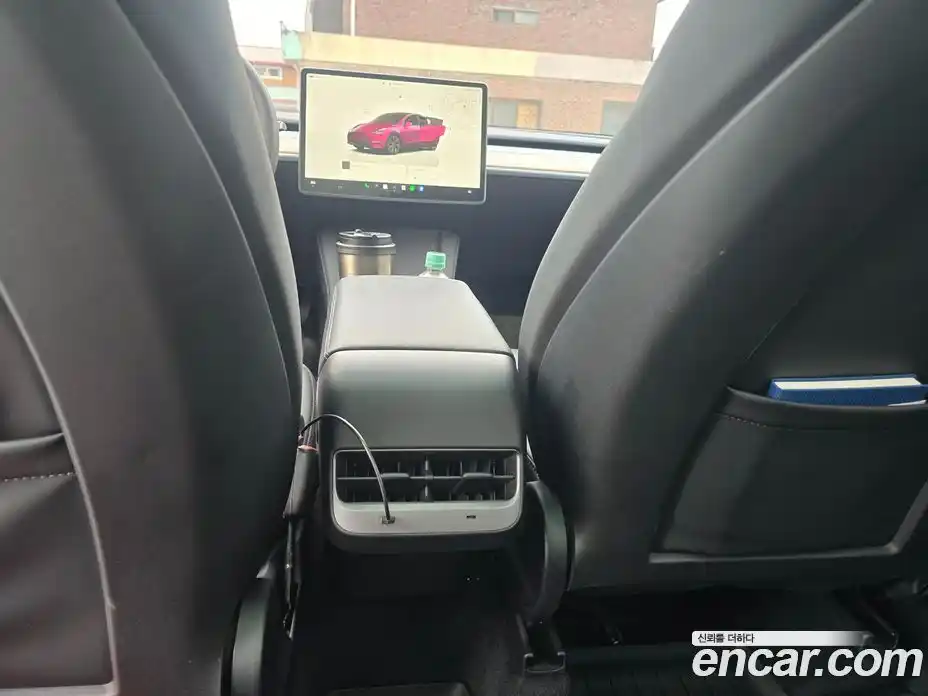 Tesla Model Y 2025 0.2 гидро в Москве № 1622477, фото 17